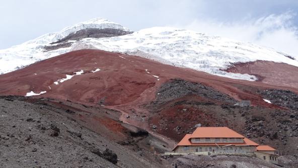 Ecuador Cotopaxi Schutzhütte Südamerika Bergsteigen Wandern