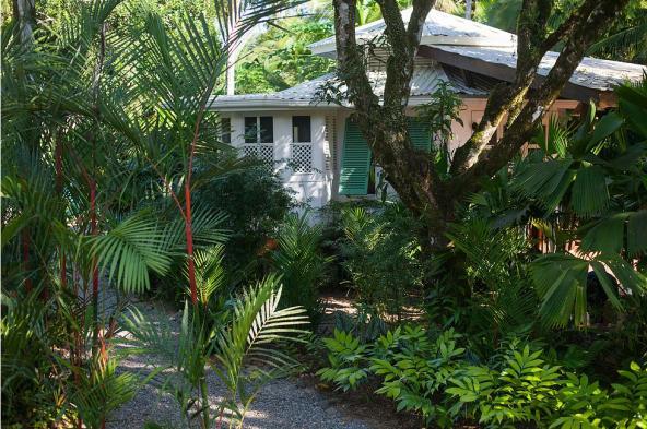 Aguas Claras - Honeymoon Bungalow Cacao