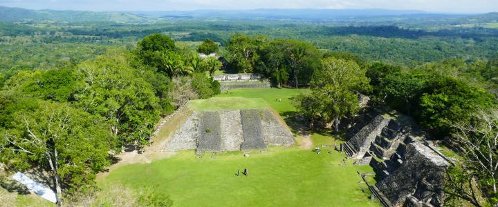 Belize Xunantunich Mayaruinen Lateinamerika Mittelamerika