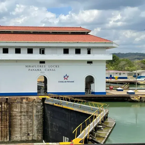 Rundreisen Panama Panamakanal Schleuse Mittelamerika Reisebausteine